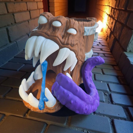 Roll into the Trap - Dice Tower & Drink Holder - Multicolor - MD