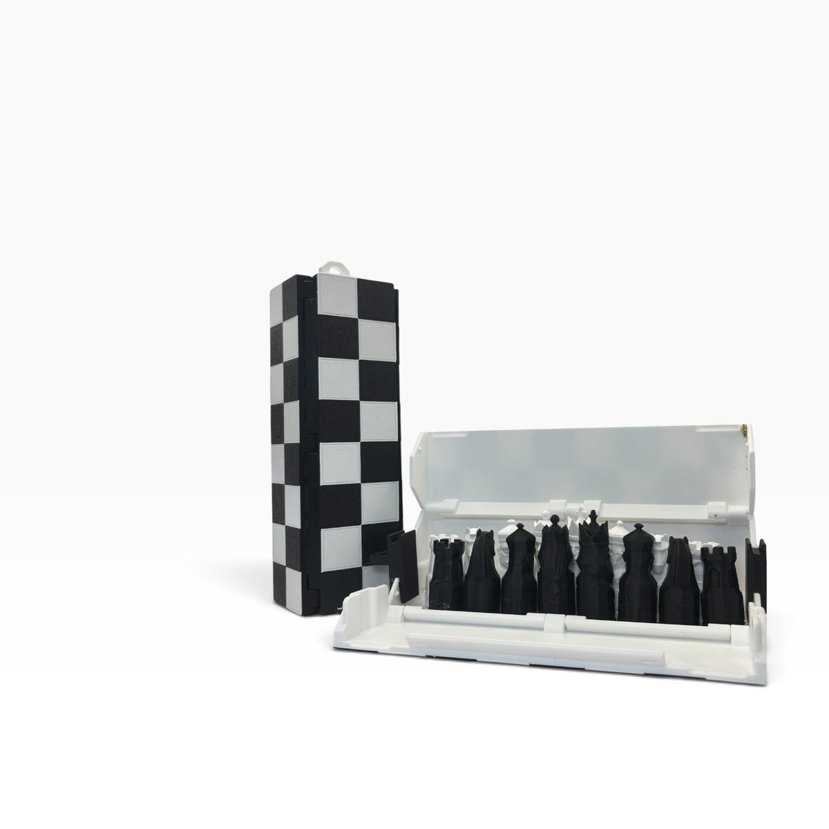 King's Mind Chess Set - Travel Games - Black & White - MD