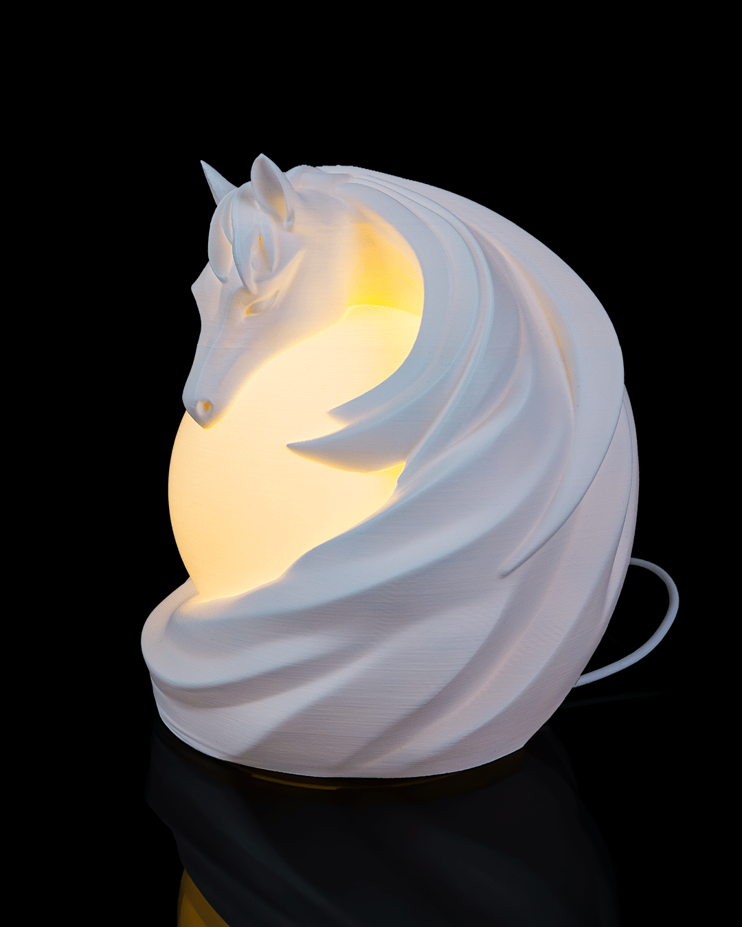 Stallion Sphere - Table Lamp - White